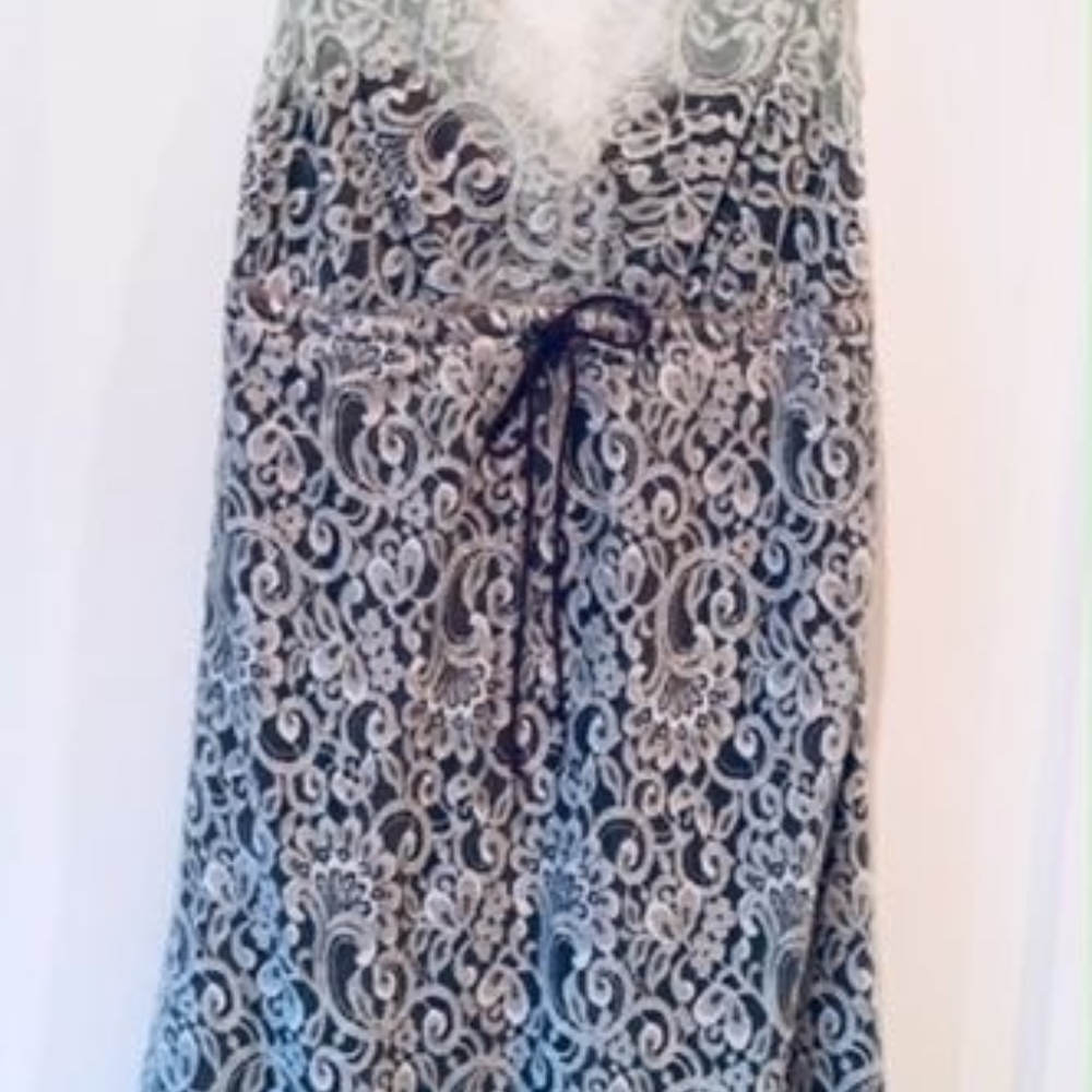 Nicole Miller Lace Dress in Light Blue Size 4